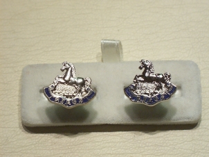 Kings Regiment Liverpool enamelled cufflinks - Click Image to Close